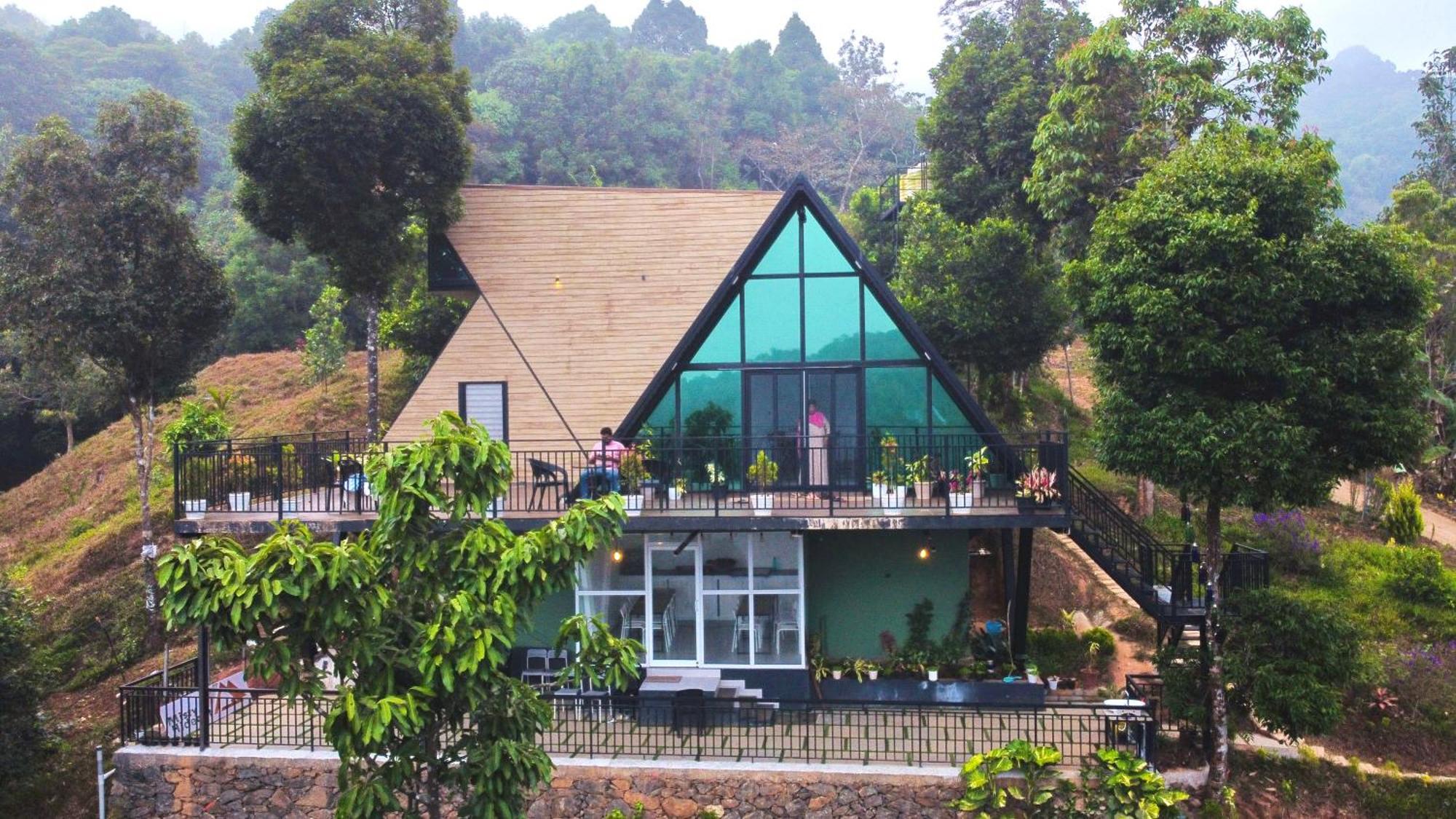 Misty Hideout Bed & Breakfast Kakkadampoyil Exterior photo